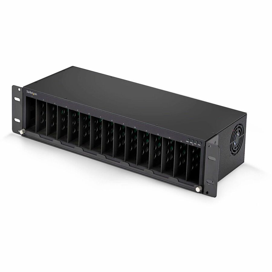 StarTech 15-Slot Unmanaged Media Converter Chassis, 19in Rackmount for MCM Media Converter Series, Active Cooling, TAA Compliant